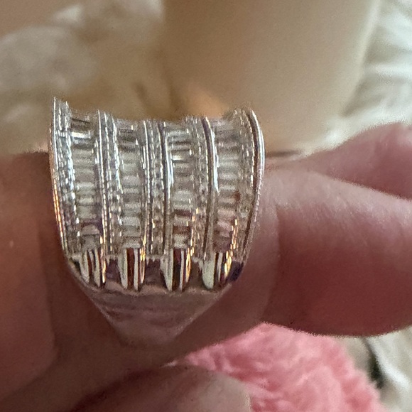 Effy 14kt white gold 1.87 carats diamonds authentic size 7 - Picture 2 of 5